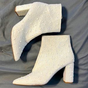 Betsy Johnson pearl cady boots size 9. Like new, worn once